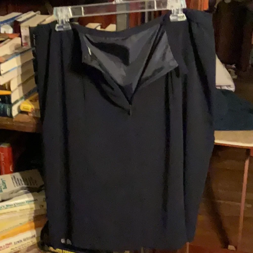 Navy Blue Skirt - Picture 2 of 2